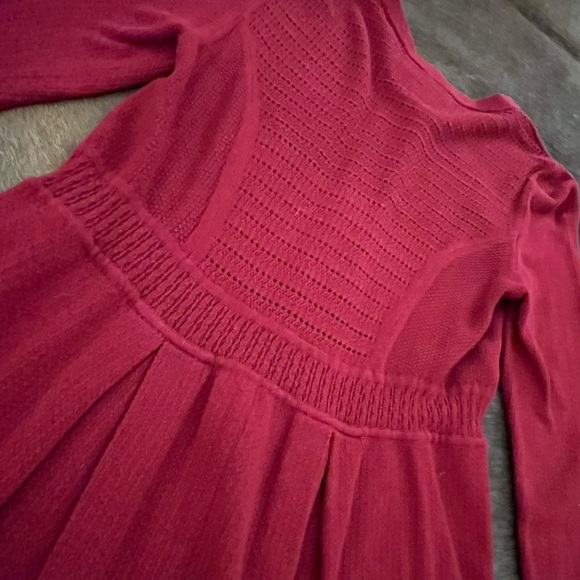 Anthropologie Angel of The North Women Sweater Cardigan Small Red
Long Sleeve - Picture 4 of 6
